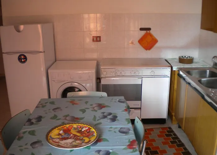 Nespole E Vermentino Apartamento *